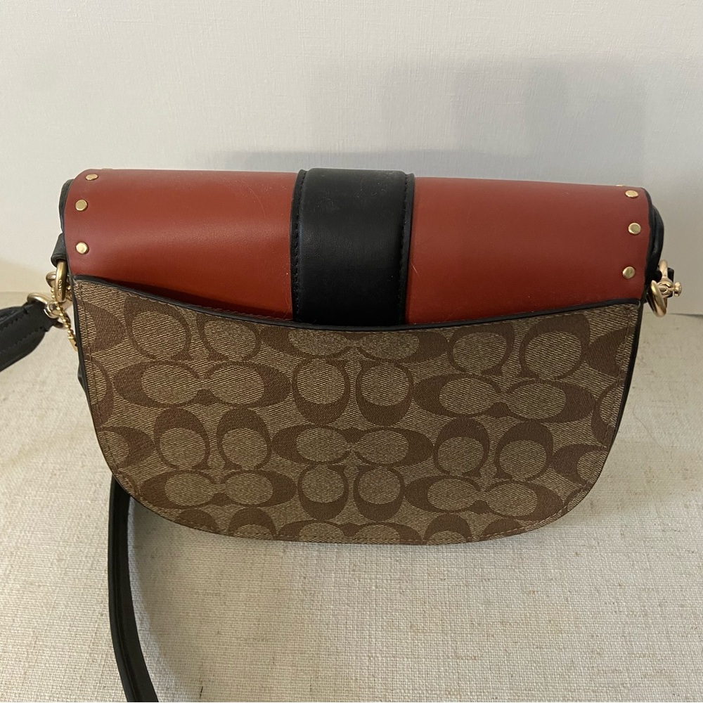 COACH NWOT Georgie Color Block Saddle Bag - Picture 6 of 9